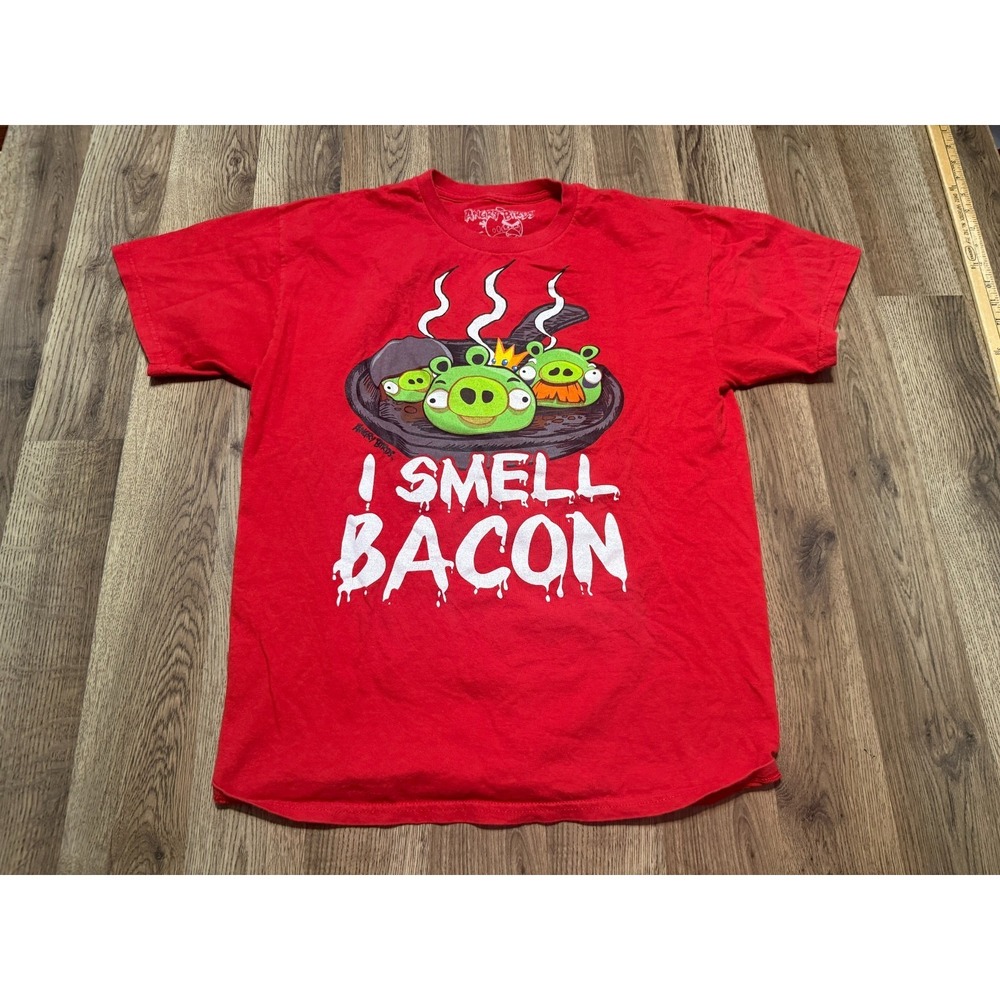 Angry Birds Shirt Men's Size Large, Red, 100% Cotton "I smell Bacon" Pigs